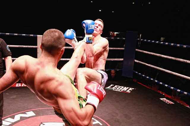 Muay thai kick